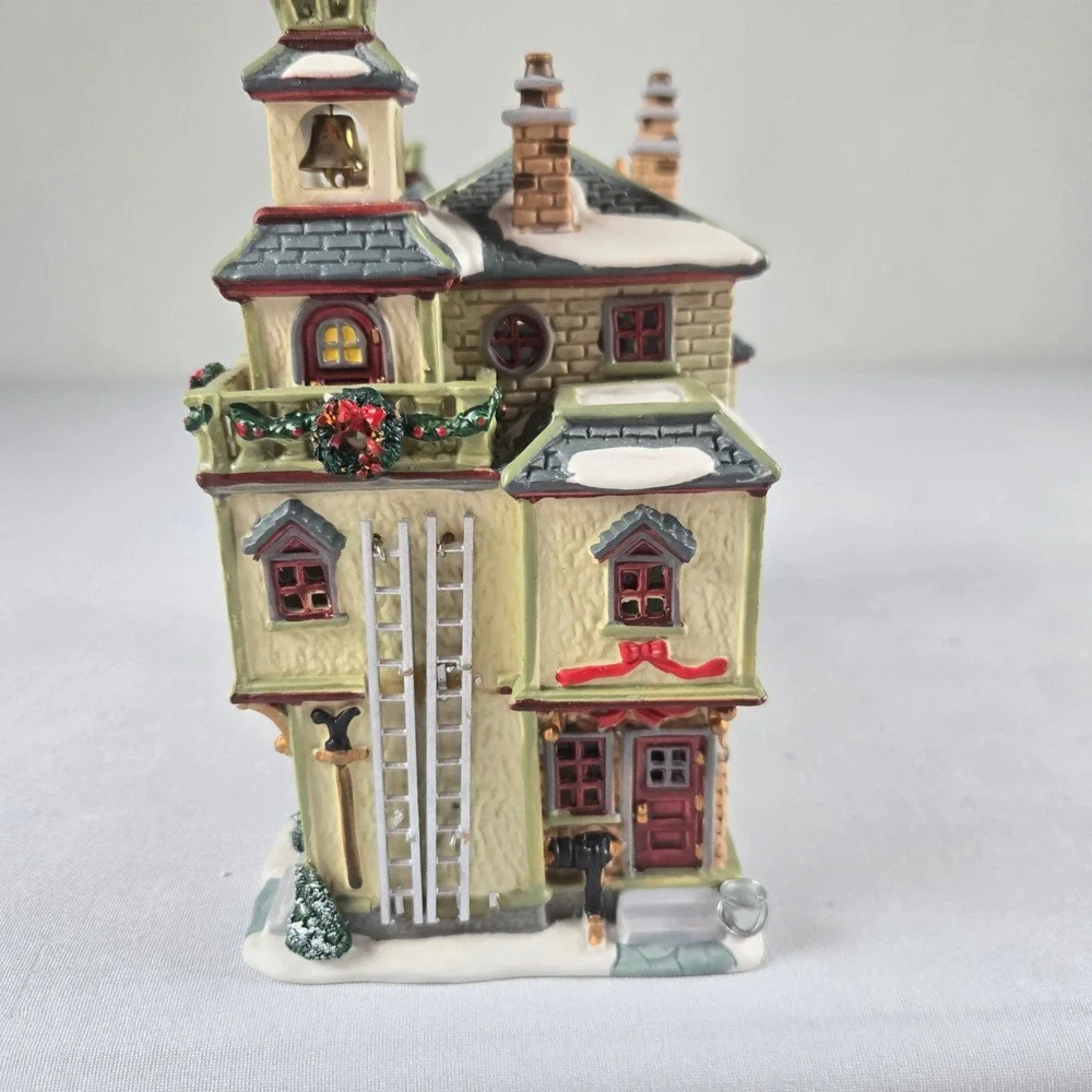 Lemax Plymouth Corners Fire Station No. 2 25657A 2002 Porcelain House